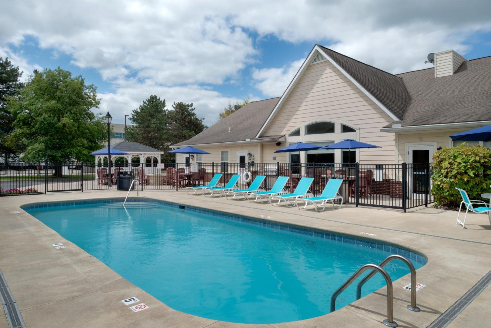 Residence Inn By Marriott Dayton Troy Exterior photo