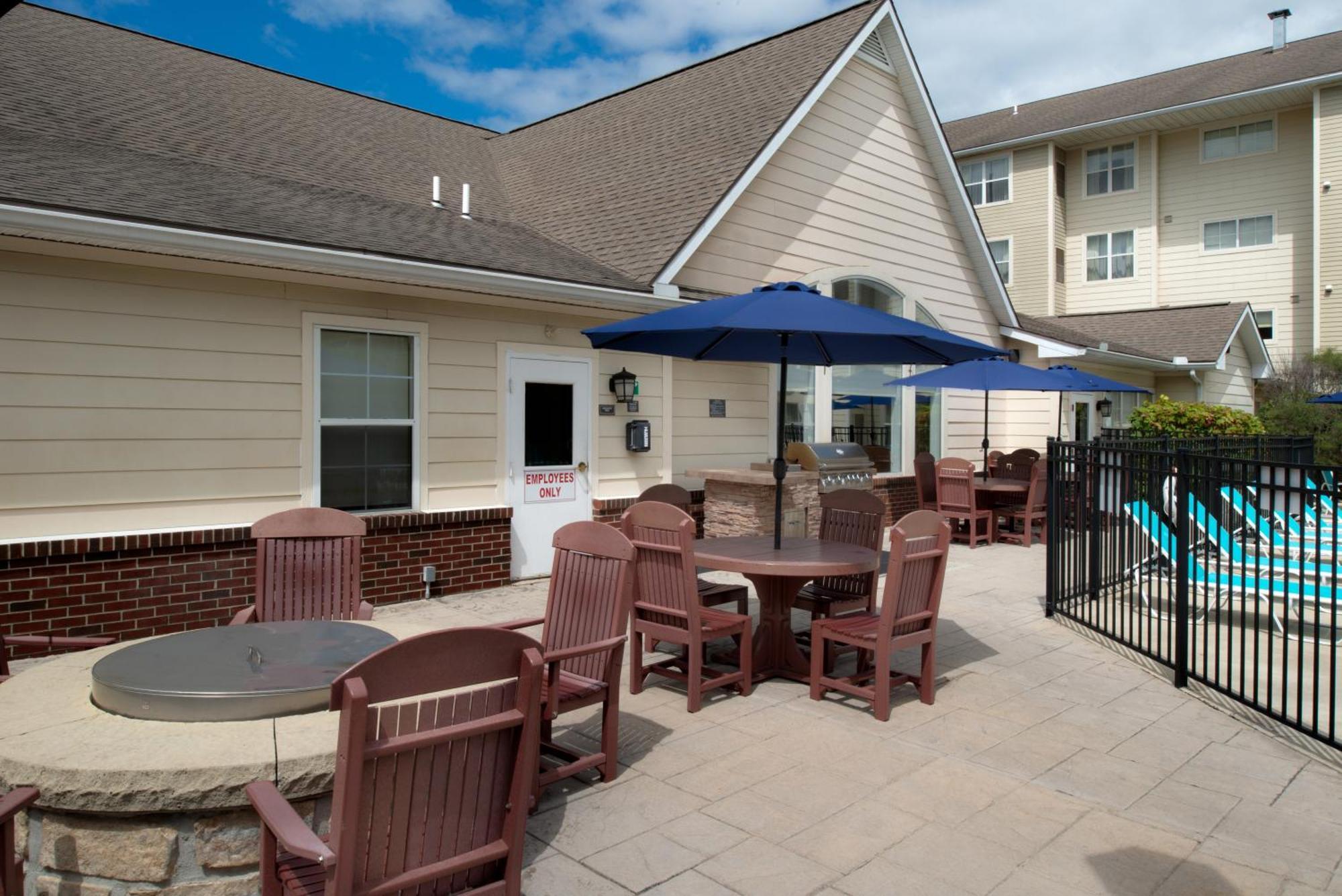 Residence Inn By Marriott Dayton Troy Exterior photo